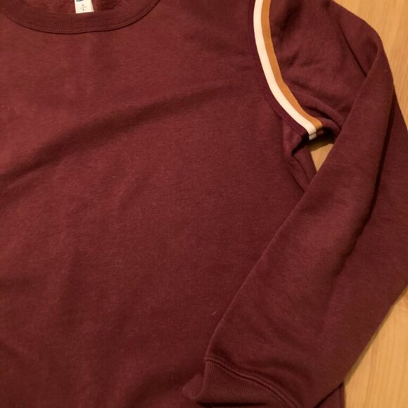 Vintage Sweater - Picture 2 of 3